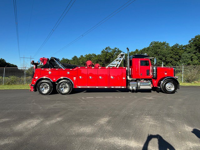 2019 Peterbilt 389 Wrecker (Key# 5308) 1